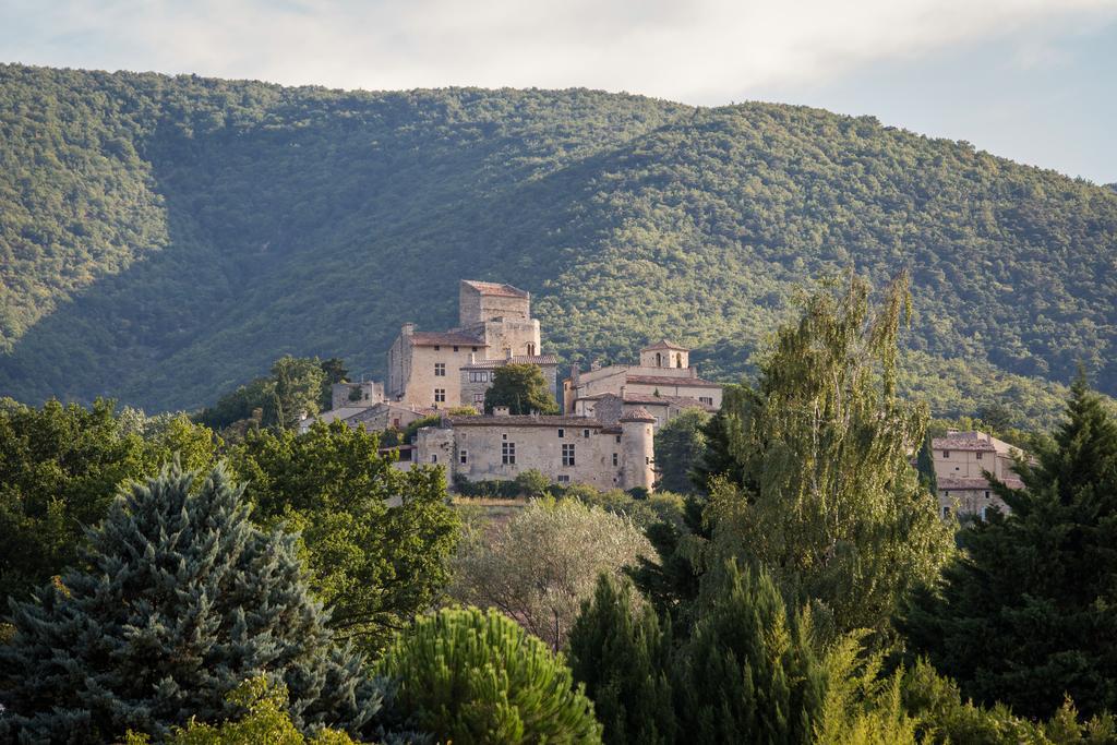 Auberge De L'Escargot D'Or Dieulefit Exteriör bild